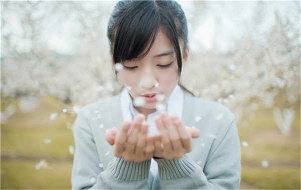 二连浩特怀孕后验血多久可以知道男女(怀孕后多久可以验血检查出来)
